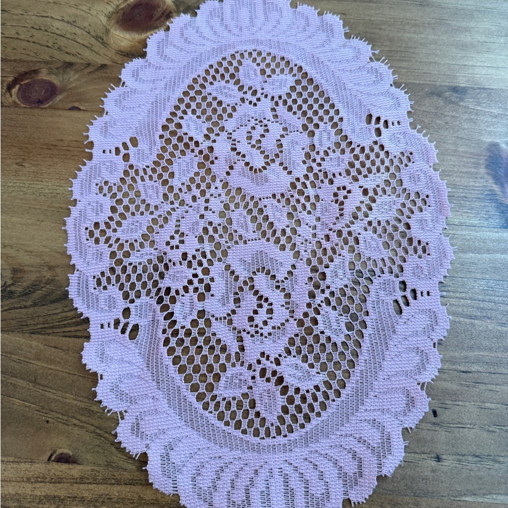 Pink Lace Oval Doily - Unbranded